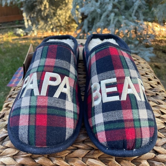 NWT Dearfoams Papa Bear Red Tartan Slip-on Slide House Slippers.  Mens size 9/10 - Picture 1 of 4